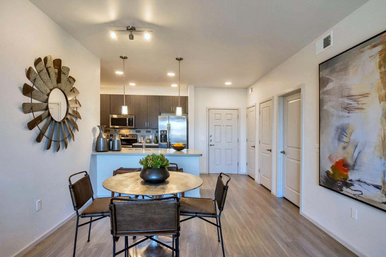 Noria Robson Luxury Apartments photo 2
